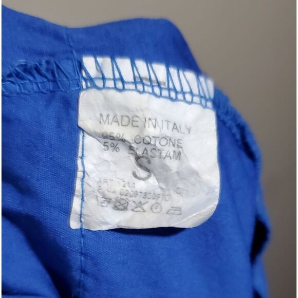 Small Vibrant Blue Geometric Floral Pattern Crochet Lace Overlay Mini Skirt - Picture 3 of 9